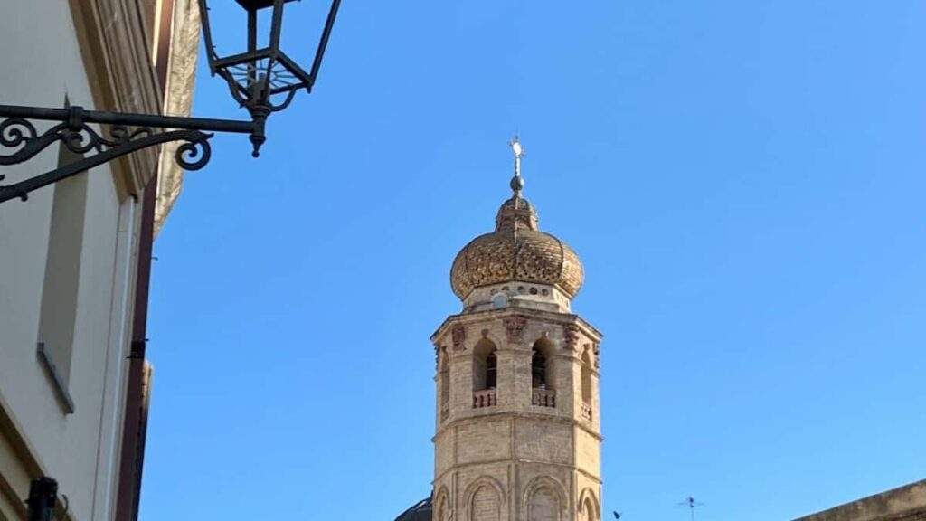 Guia practica para anunciantes chilenos sobre como identificar y colaborar con creadores ligados a Zalo/SEA para drops limitados. Tacticas locales, eventos y canales utiles.