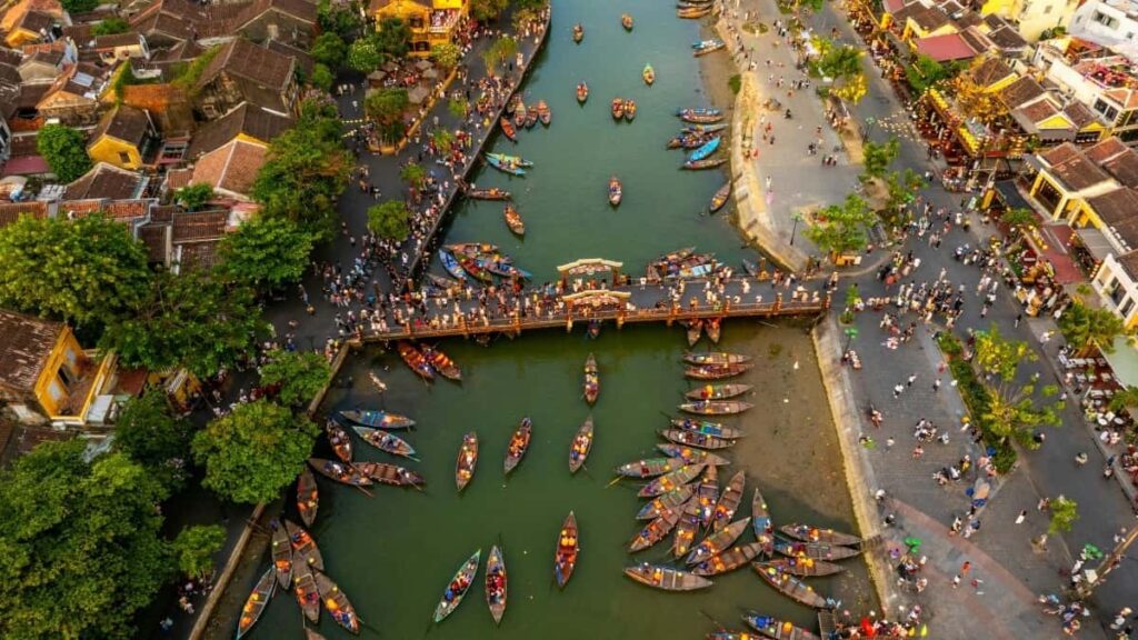 Guia practica para creadores chilenos: como identificar y contactar marcas de Montenegro via Apple Music y canales complementarios, con tacticas probadas y plantillas.