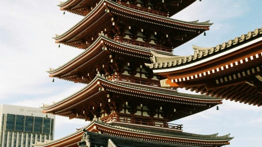 Guia practica para creadores chilenos: como identificar, contactar y cerrar colaboraciones con marcas sudafricanas que aparecen en Netflix para difundir habitos saludables.