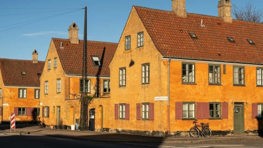 Guia practica para creadores en Chile que quieren conectar con marcas alemanas via Apple Music y entrar en programas de embajadores.