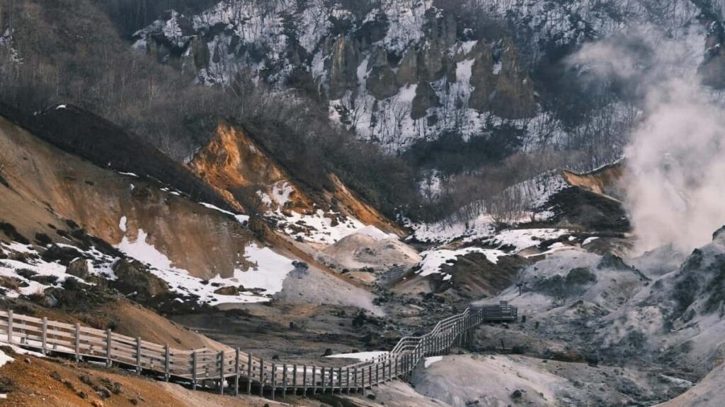 Guia practica para anunciantes en Chile: como localizar Twitch creators chilenos, evaluar fit creativo y lanzar series tutoriales lideradas por creadores.