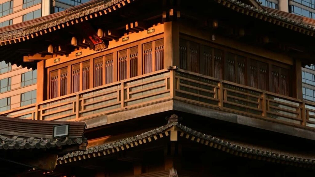 Guia practica para marcas chilenas que quieren encontrar y contratar creadores en Shopee Uzbekistan para lanzar colecciones de ropa. Tacticas, canales y KPIs.