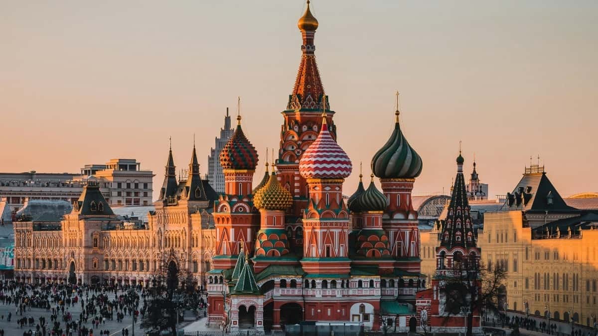 Creadores CH: cómo conectar con marcas de Estonia en TikTok y destacar sus must-haves