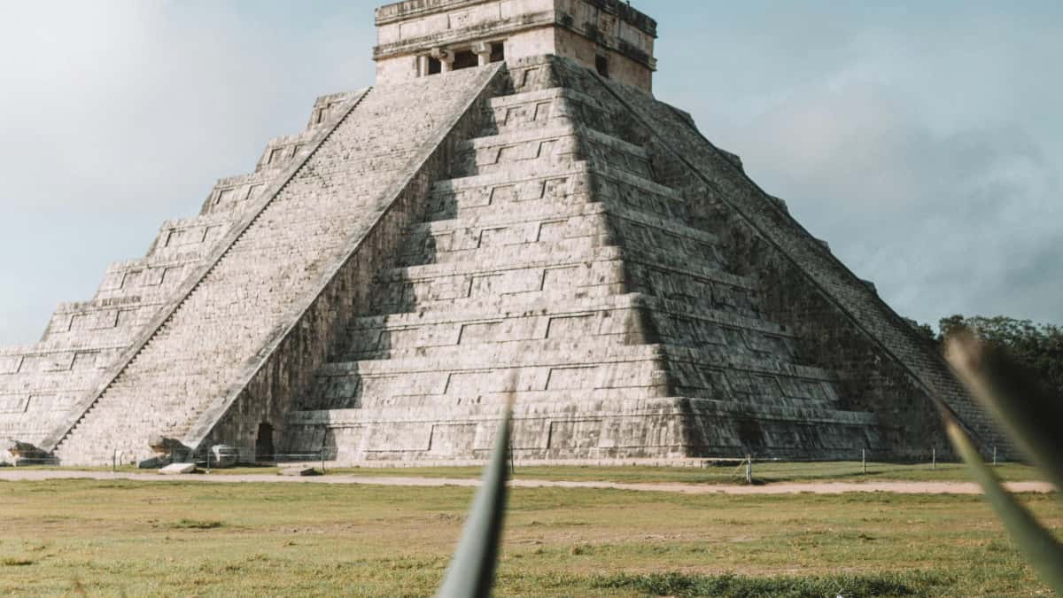Creadores CH: cómo contactar marcas griegas en Threads