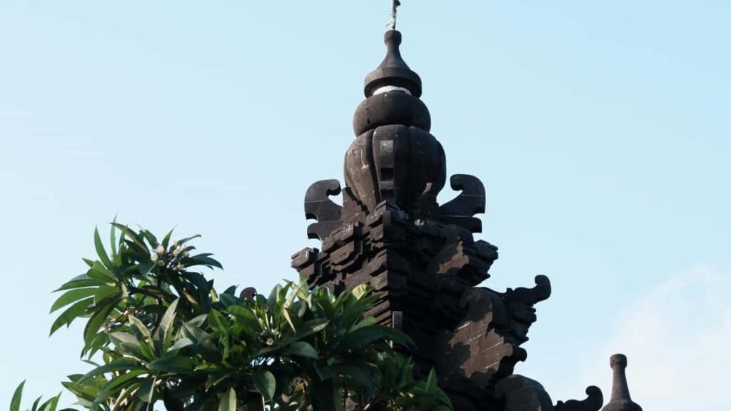 Guia practica para creadores chilenos sobre como contactar marcas filipinas que aparecen en HBO Max y conseguir muestras gratis, con tacticas reales, plantilla de outreach y riesgos.